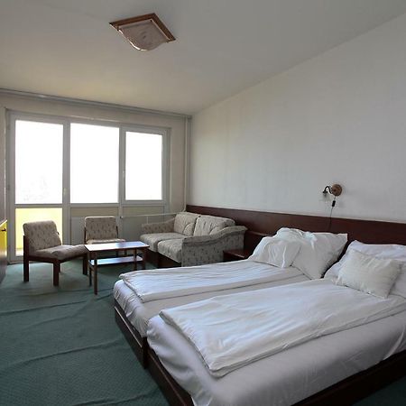 Aranypart Hotel Siofok Exterior photo